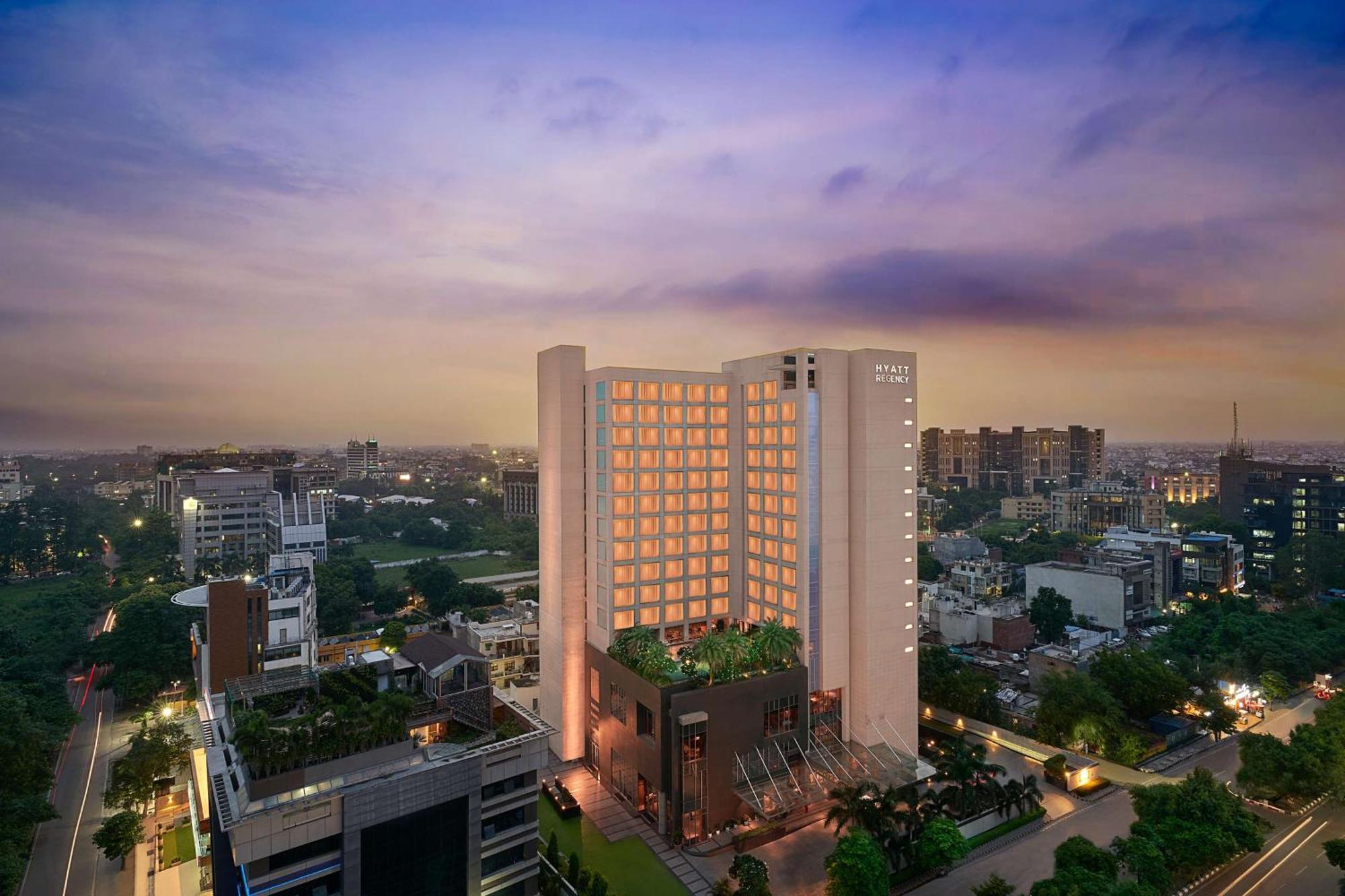 Hyatt Regency Lucknow Gomti Nagar Hotel Ngoại thất bức ảnh The Park, New Delhi